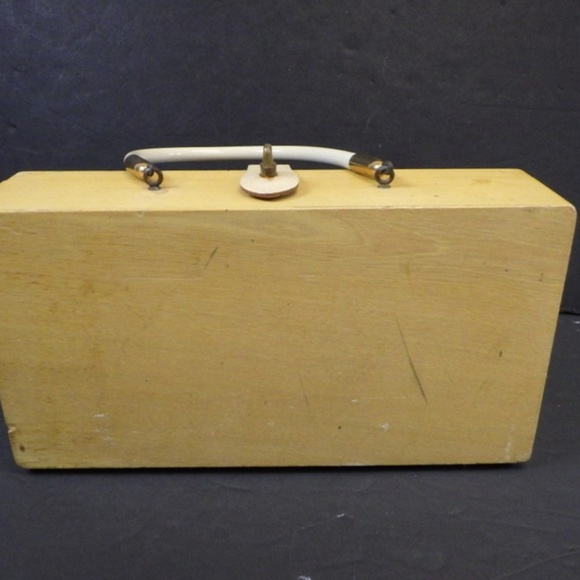 Enid Collins of Texas Original Box Bag Cable Car - Picture 2 of 5